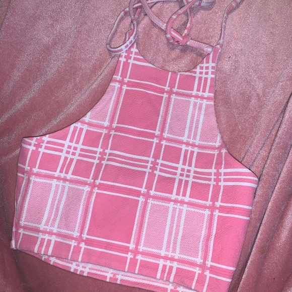 Pink and white Plaid Pretty little thing Halter top size 2 - Picture 2 of 5